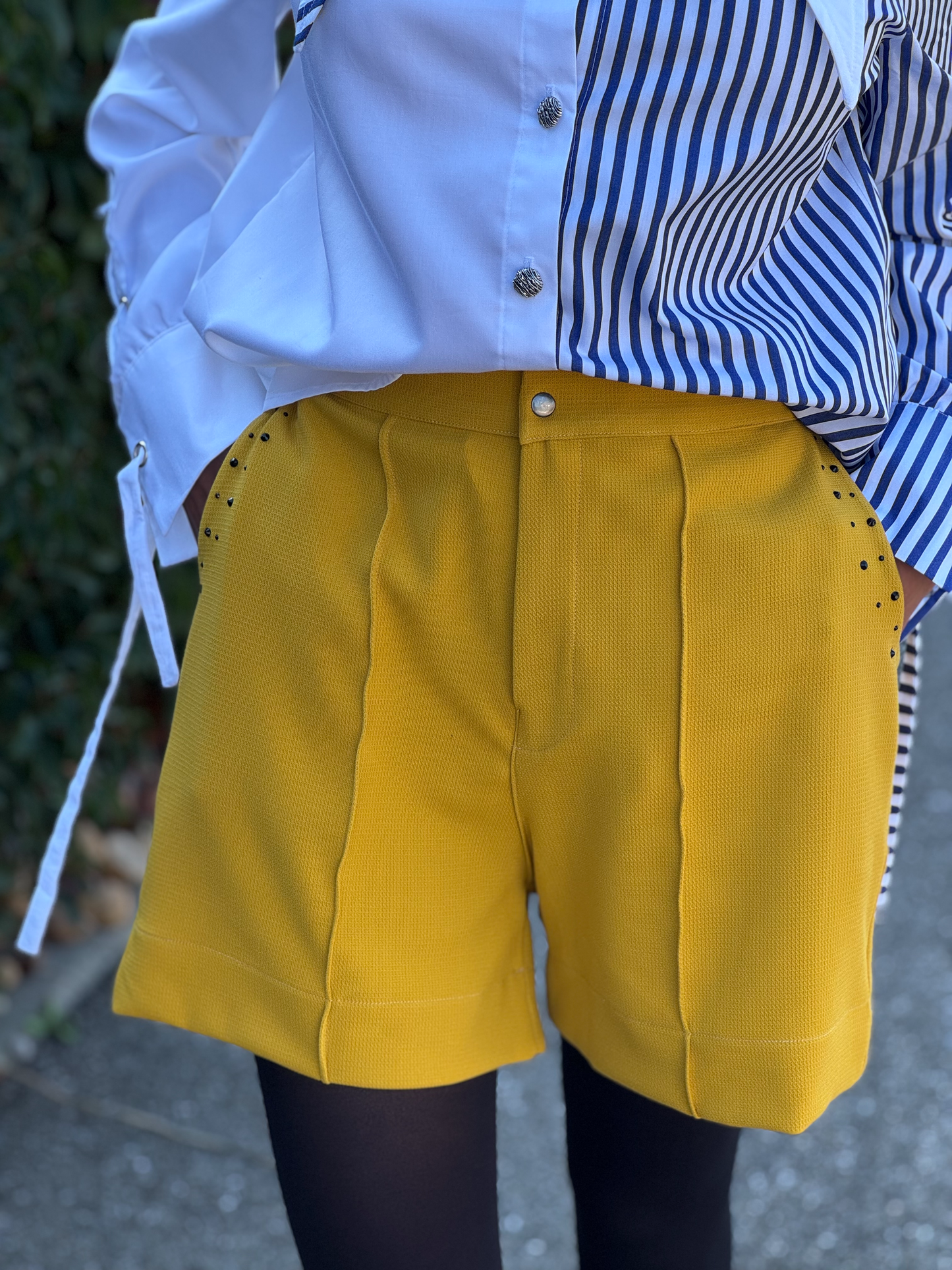 Short moutarde à cristaux - Taille S